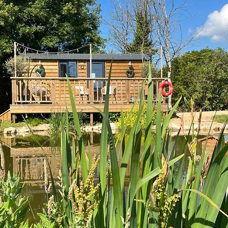 Rusty Duck Retreat Shepherds Hut Shedfield エクステリア 写真